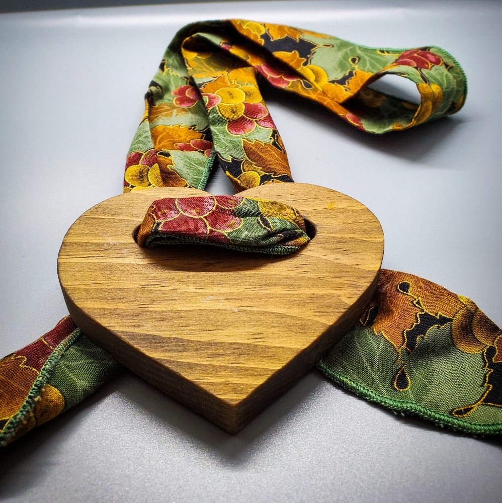 Necklace - Picture 2 of 4